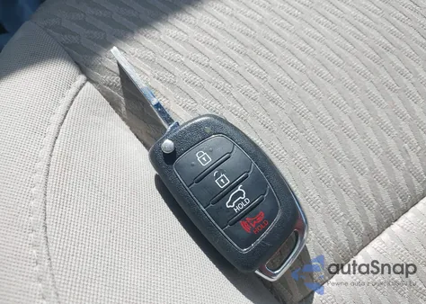 2015 Hyundai Santa Fe Sport 2.4L from USA, damaged, VIN 5XYZTDLB4FG281581